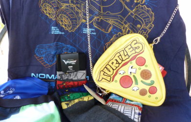 March 2017 Loot Wear